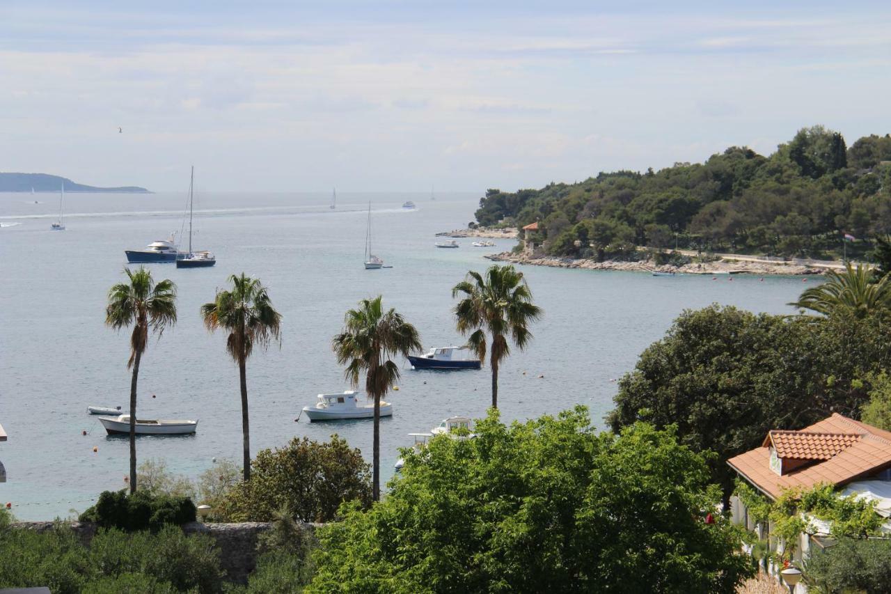 Apartmani Surlin Hvar Town Eksteriør bilde