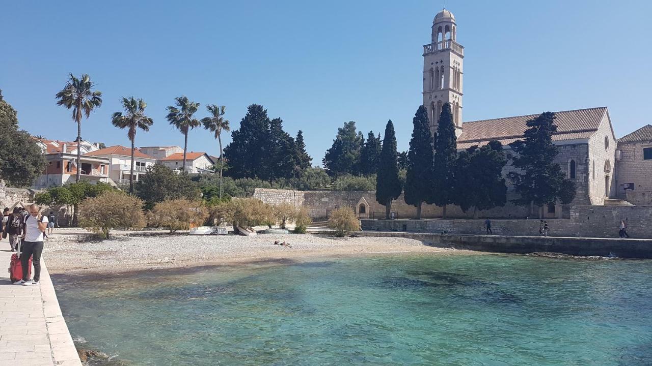 Apartmani Surlin Hvar Town Eksteriør bilde